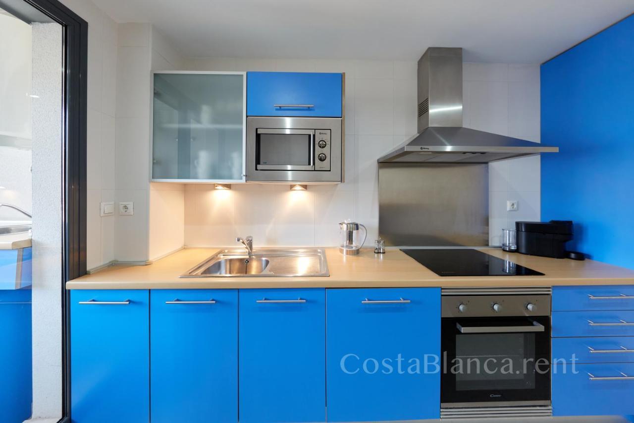 Luxurious, Newly-Renovated Large 2-Bedroom Condo By The Beach Benidorm Dış mekan fotoğraf